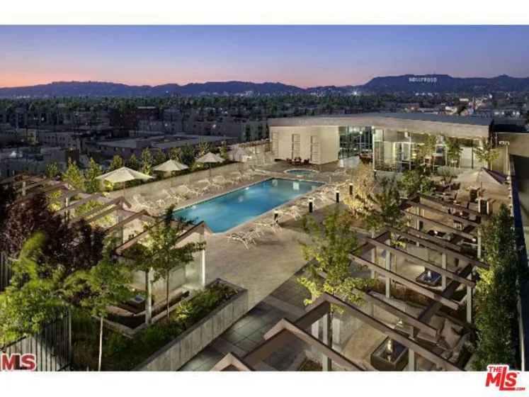 3785 Wilshire Boulevard #908 photo 2