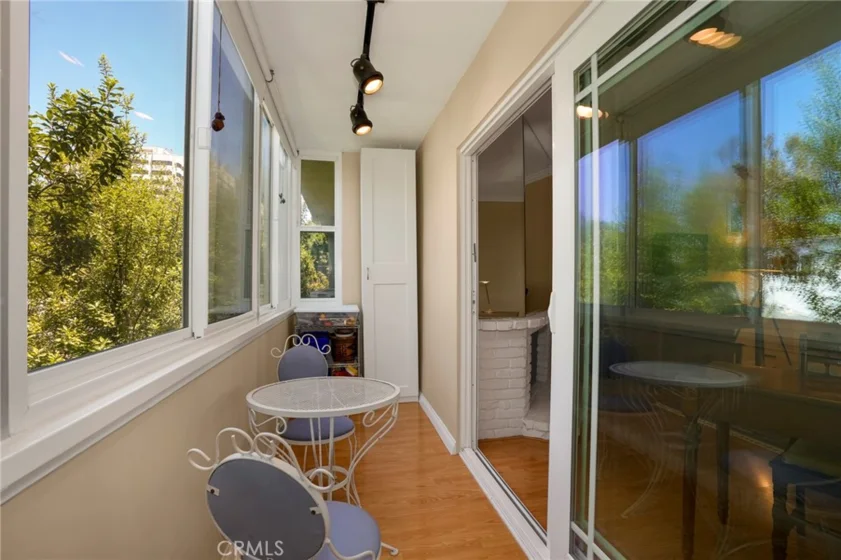 1240 Franklin Street #5 photo 14