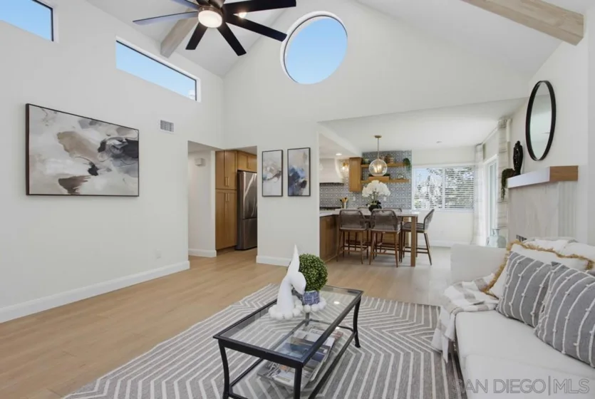 387 N Melrose #D photo 7