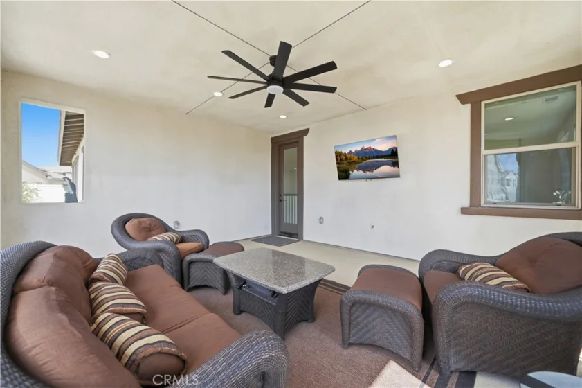 39522 Caladium Drive photo 26