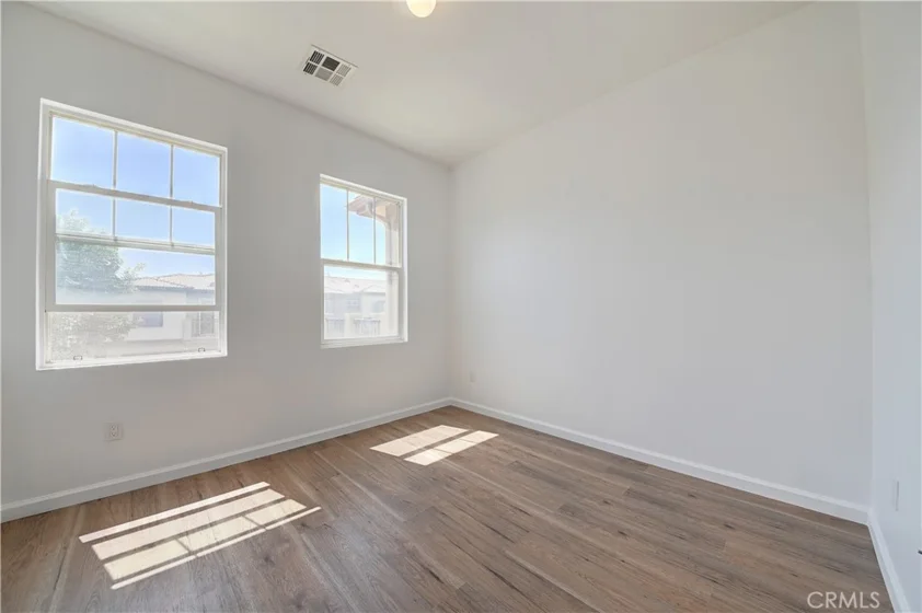 26287 Iris Avenue #E photo 18