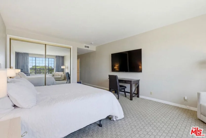 1457 Reeves Street #301 photo 3