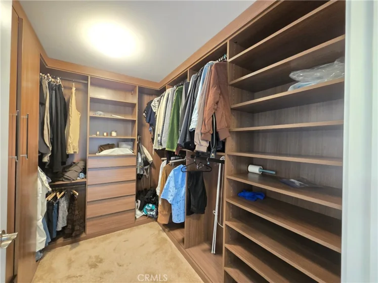4724 Kester Avenue #409 photo 14