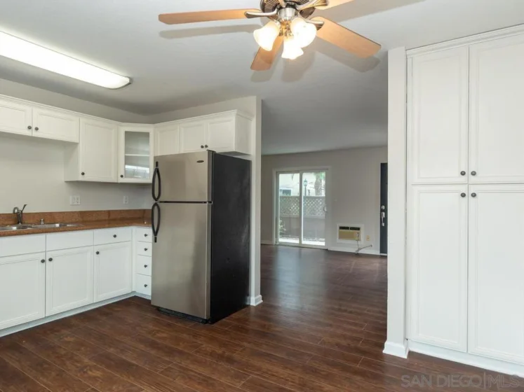 6666 Beadnell Way #6 photo 5