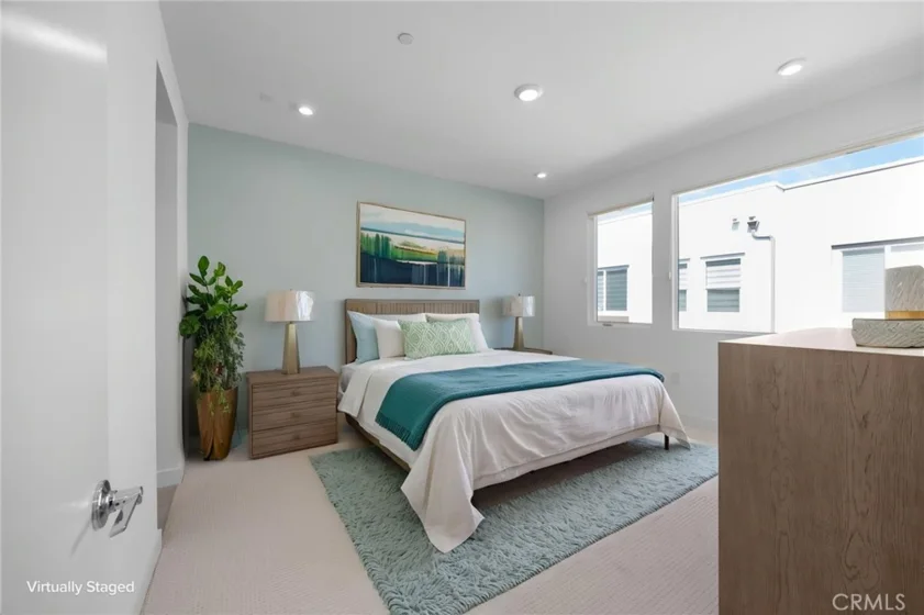 669 S Lyon Street photo 31