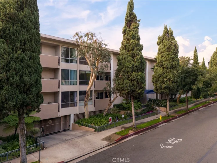 927 N Kings Road #118 photo 13
