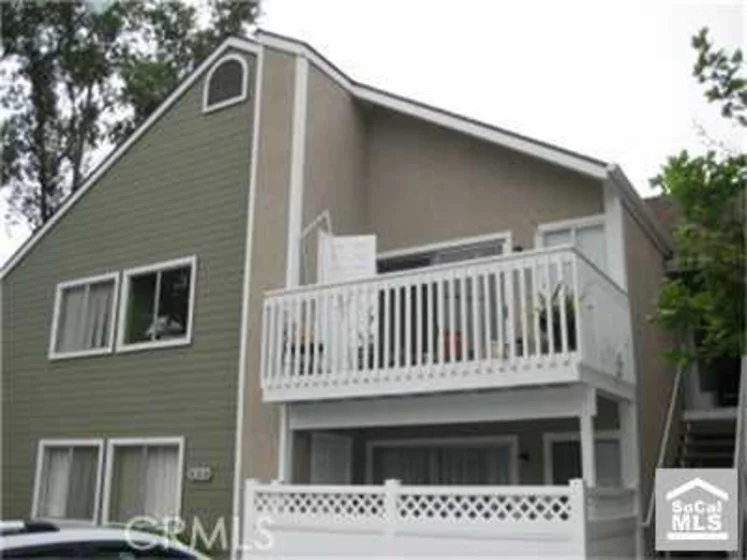 19 Terrace Circle photo 1