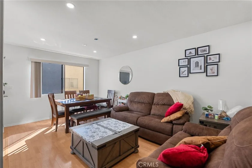 19545 Sherman Way #74 photo 8