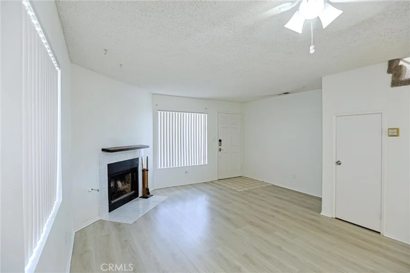 290 Victoria Street #29 (F8) photo 4