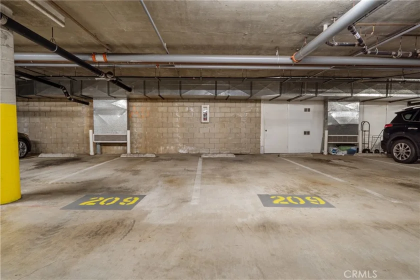 5142 Warner Avenue #209 photo 40