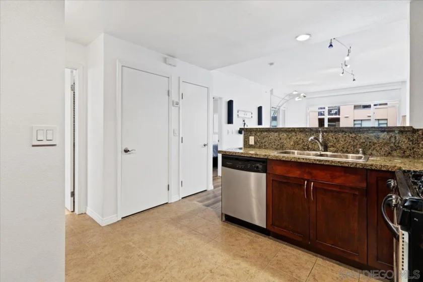 530 K Street #410 photo 8