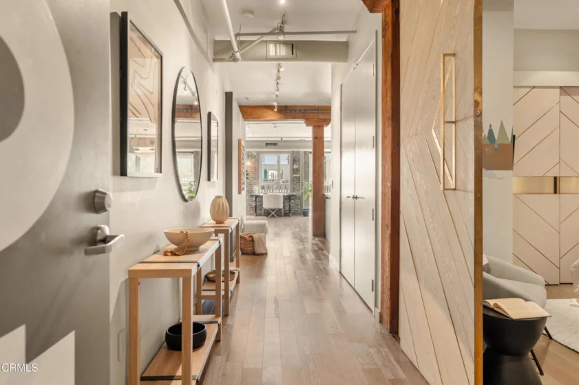 527 Molino Street #401 photo 3