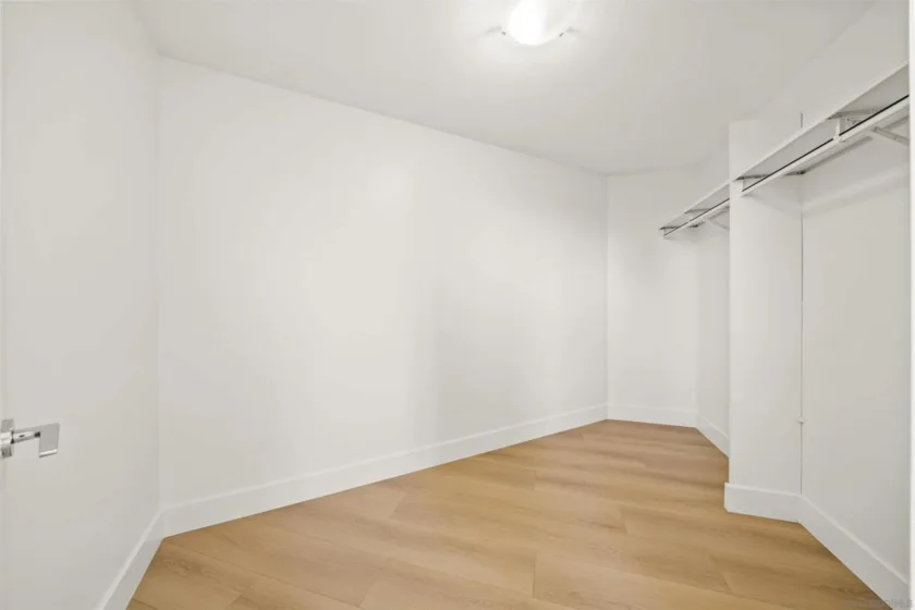 700 W Harbor #2501 photo 35
