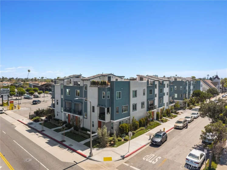 606 Dawson photo 25