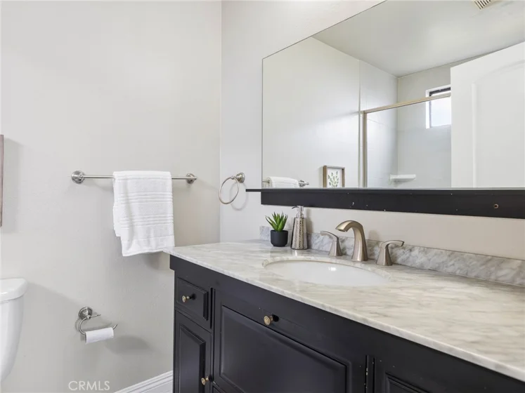 635 E Elmwood Avenue #203 photo 16