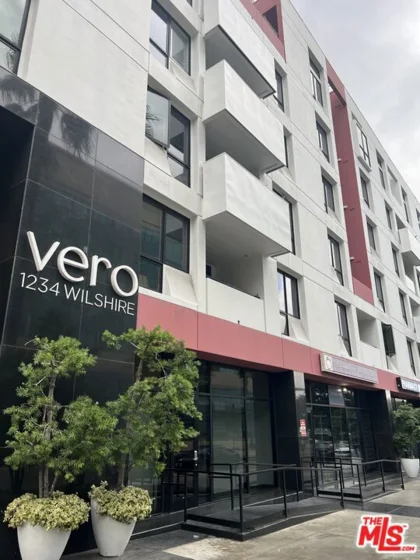 1234 Wilshire Boulevard #605 photo 1