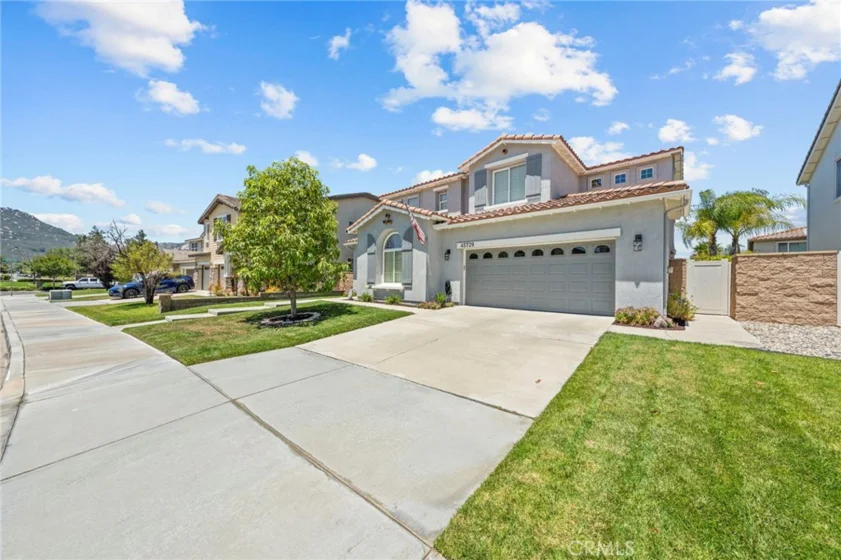 45729 Elm Place photo 35