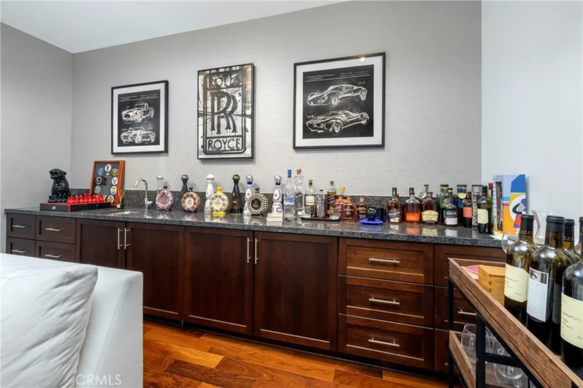345 E Colorado Boulevard #404 photo 40