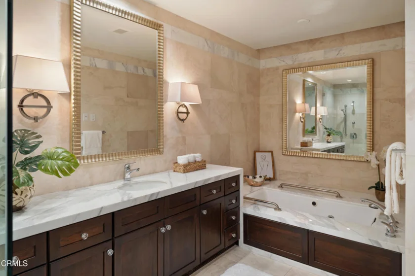 345 E Colorado Boulevard #302 photo 35