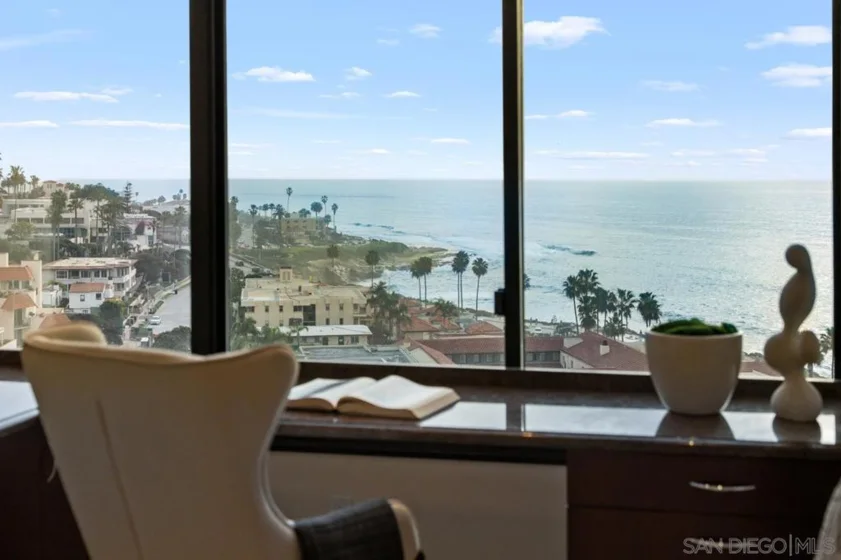 939 Coast Boulevard #15E photo 1