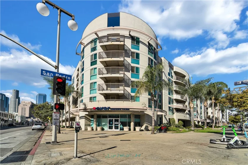 267 S San Pedro #218 photo 1