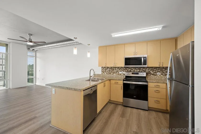 1080 Park Boulevard #913 photo 31