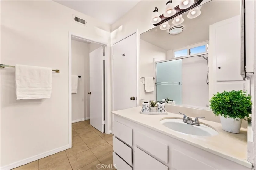 13951 Nadia Way #5 photo 25
