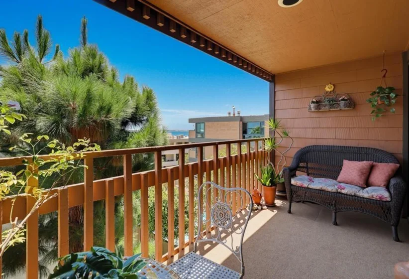 2942 Lawrence Street photo 23