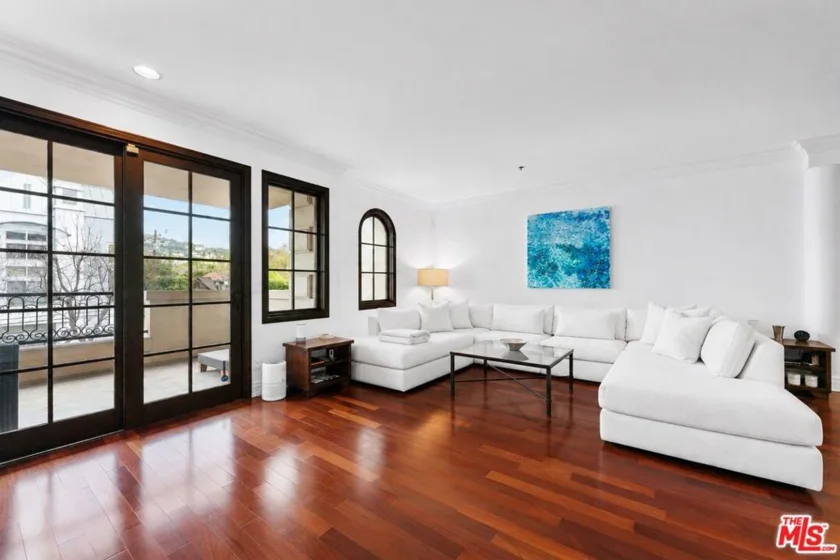 850 N Croft Avenue #302 photo 8