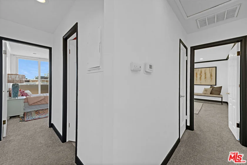 723 Westmount Drive #305 photo 13