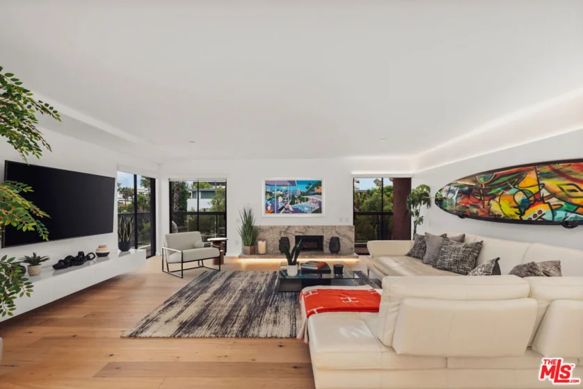 1133 5th Street #204 photo 1