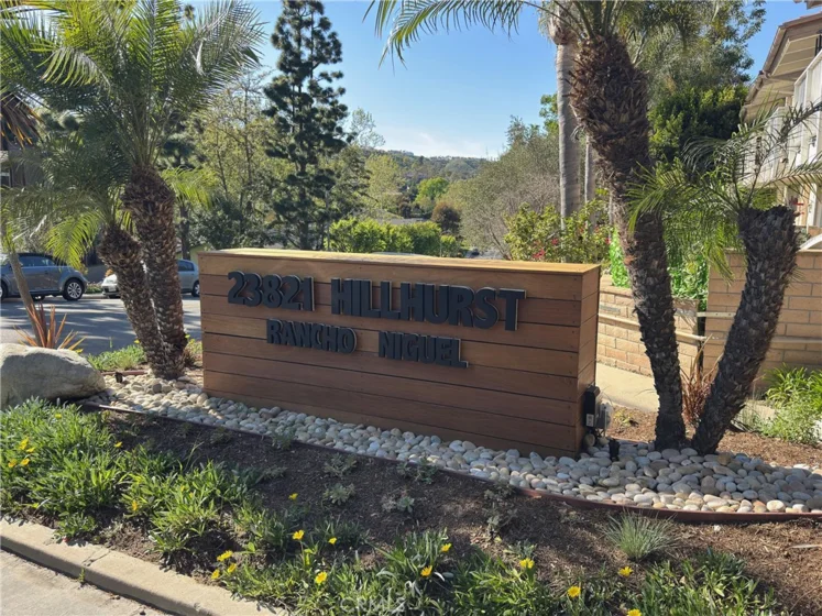 23821 Hillhurst Drive #4 photo 28
