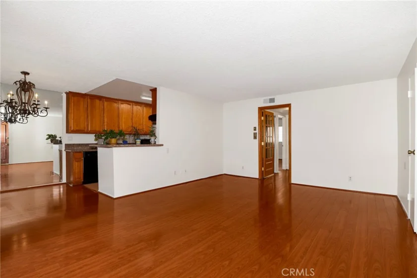 5403 Newcastle Avenue #28 photo 2
