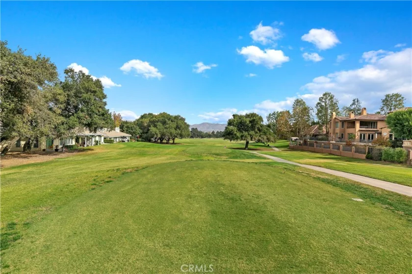 38431 Oaktree photo