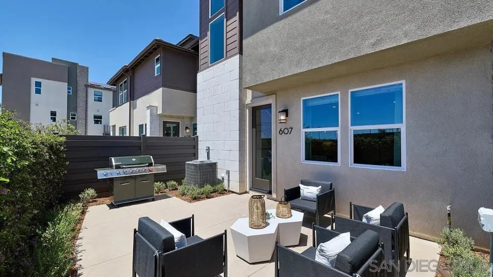 372 Beaker Road photo 11