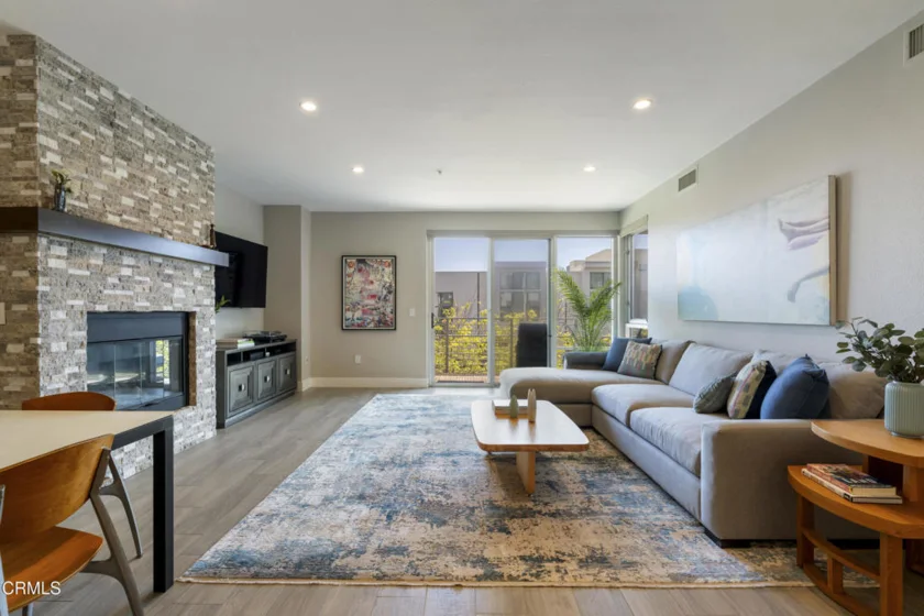111 S De Lacey Avenue #304 photo 3