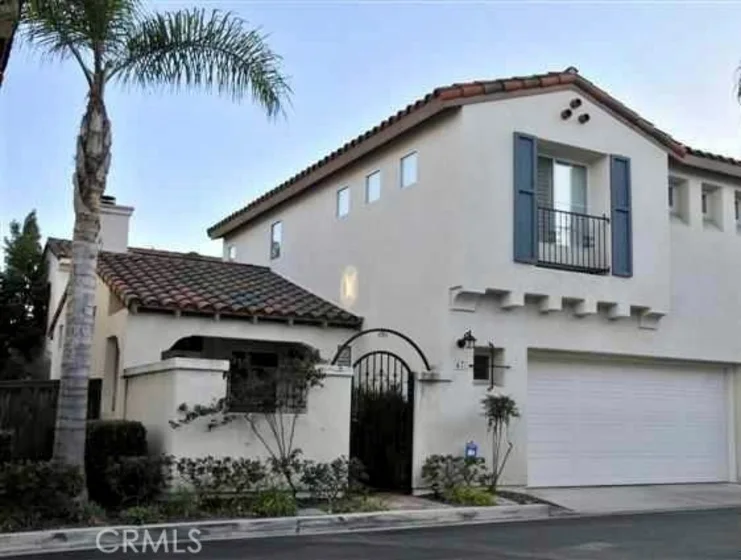 47 Colony Way photo 1