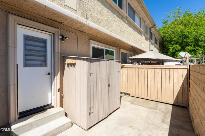 20224 Cohasset Street #9 photo 24