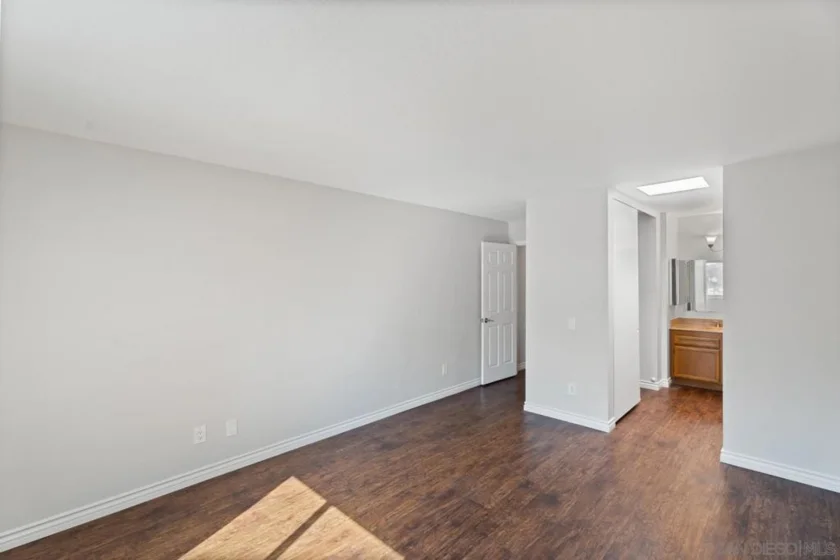 2909 Cowley Way #L photo 10