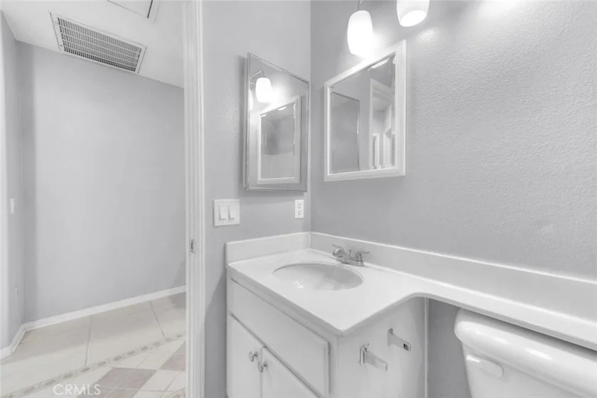 523 Towergrove photo 32