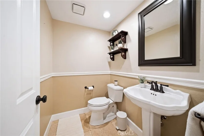 460 Providence Court #101 photo 11