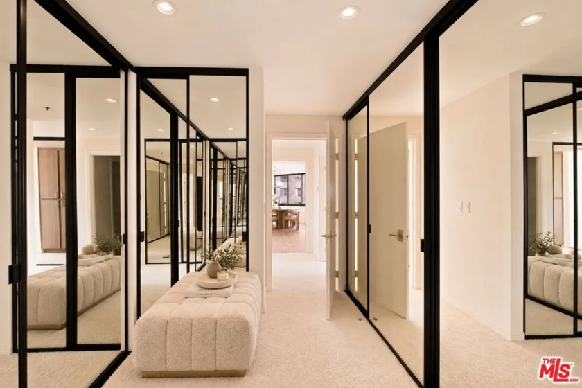 10560 Wilshire Boulevard #404 photo 25