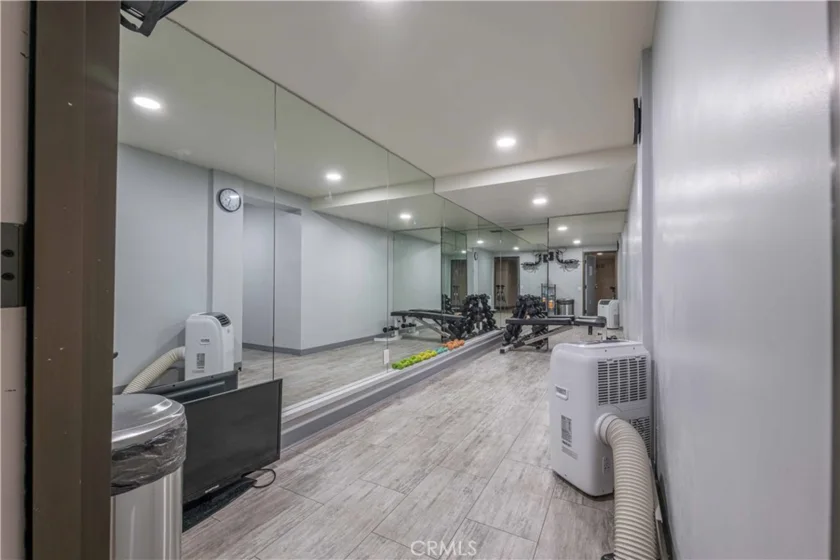 10590 Wilshire Boulevard #305 photo 23