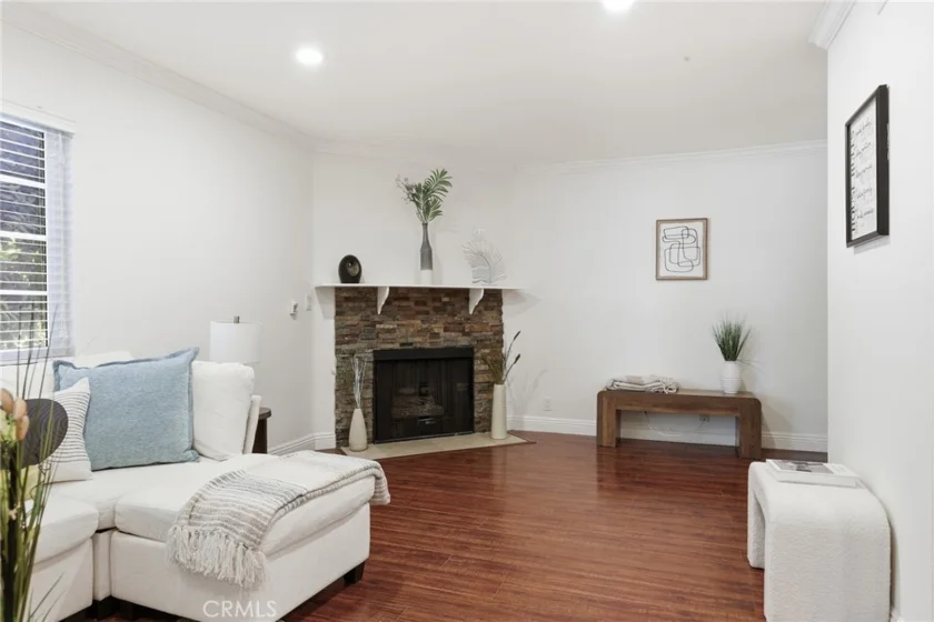 4189 Vineland Avenue #111 photo 2