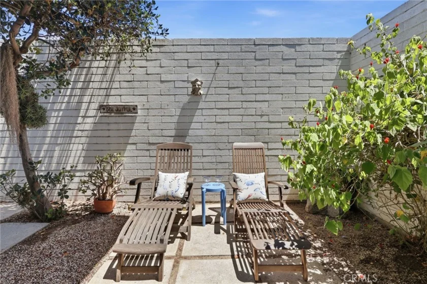 2999 E Ocean Boulevard #120 photo 5
