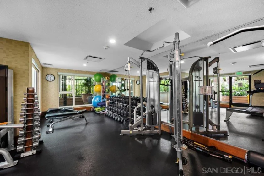 1205 Pacific Hwy #3101 photo 73