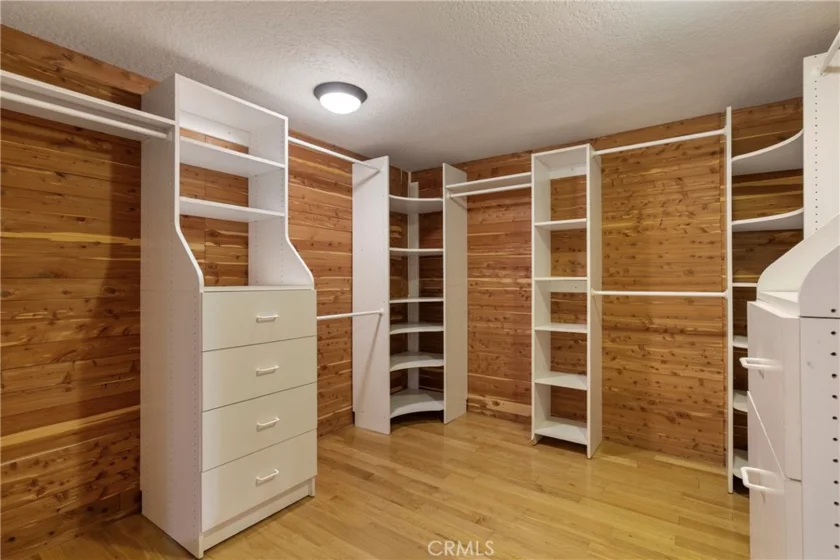 4444 Wilshire #102 photo 23