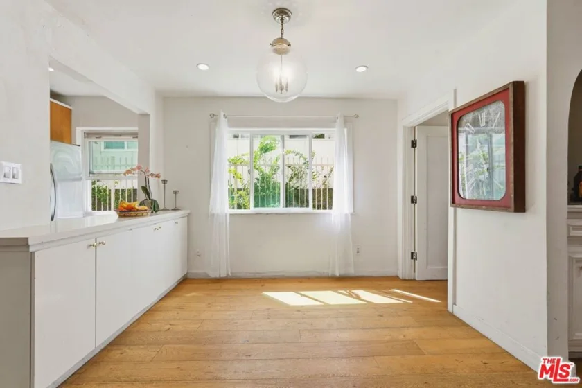 625 N Flores Street #104 photo 5