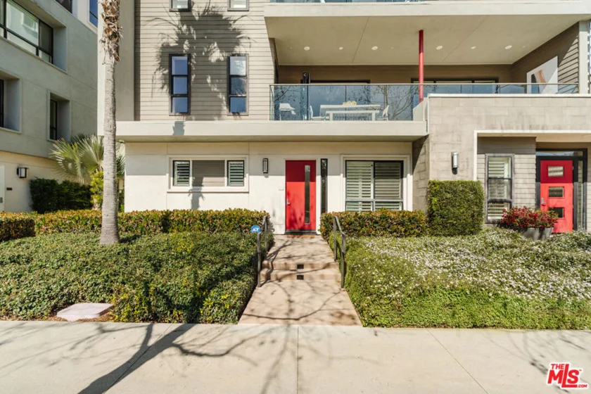 12765 Bluff Creek Drive #1 photo 30