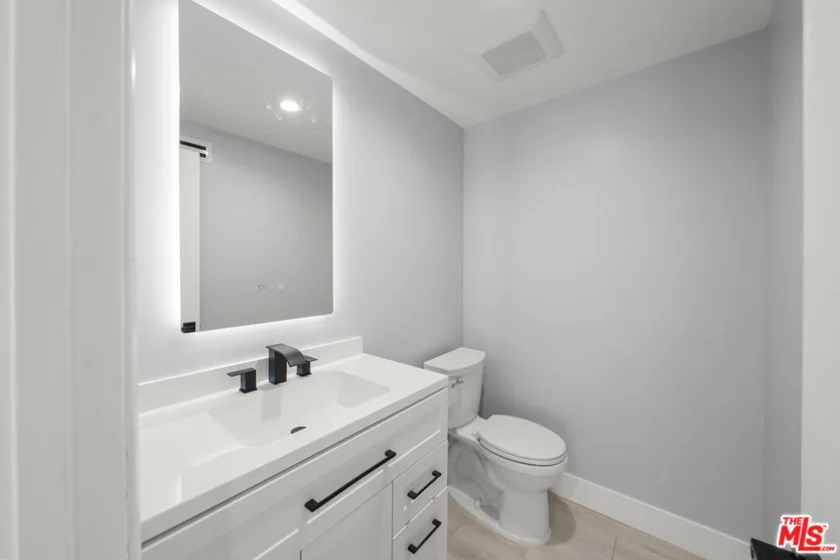 441 N Oakhurst Drive #206 photo 22